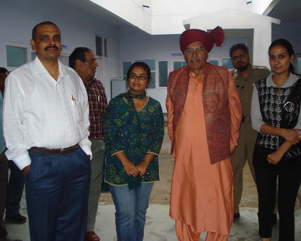 With Mr. Kulbhushan Kharbanda at a Police Station in Amritsar for a shooting